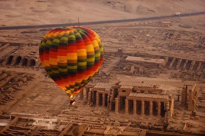 1 sunrise hot air balloon ride experience in Sunrise Hot Air Balloon Ride Experience in Luxor