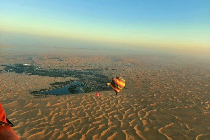 Sunrise Hot Air Balloon Tour Over Dubai Desert