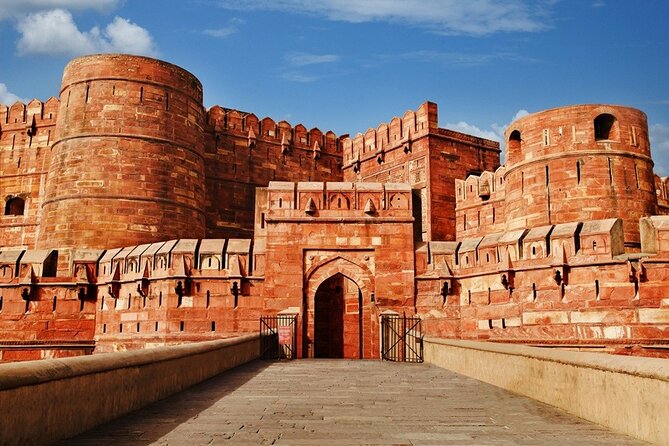 Sunrise Tour of Taj Mahal and Agra Fort From Delhi