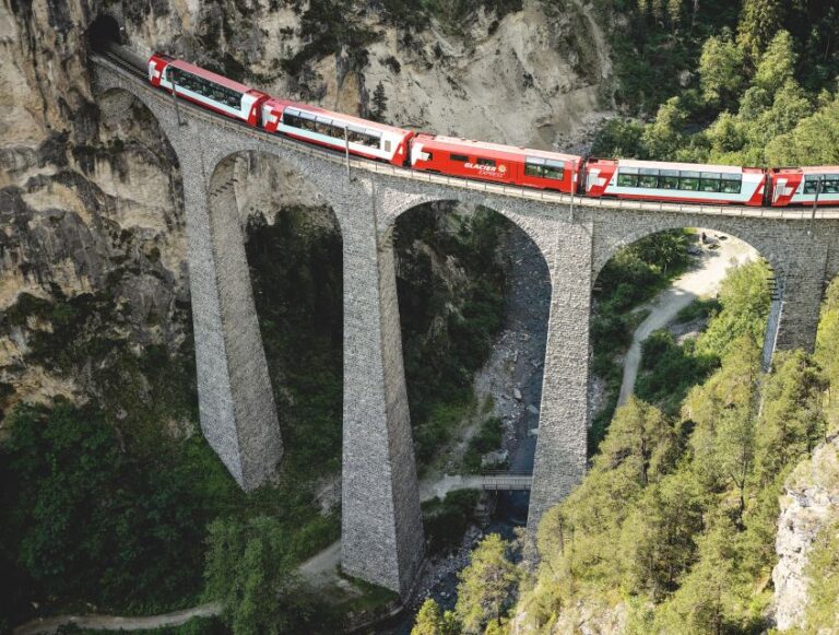 Swiss Travel Pass Flex:All-In-One Travel Pass-Train,Bus,Boat