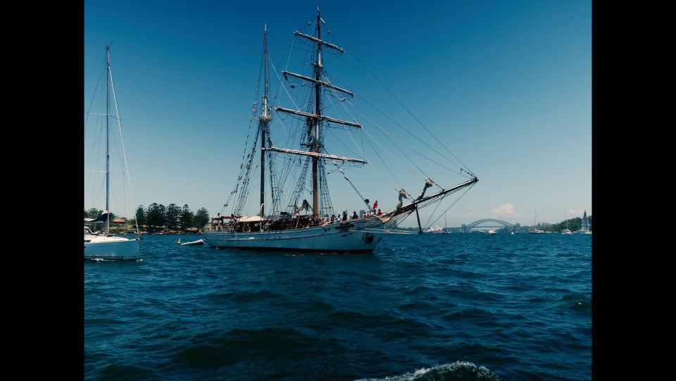 Sydney: Harbor Sunset Cruise With Dinner