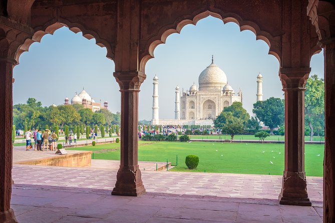 Taj Mahal Day TOUR From Delhi by Superfast Train – TOP RATED TOUR