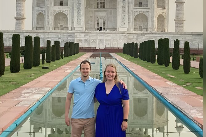 Taj Mahal Sunrise Private Trip by Car From Delhi – All Inclusive