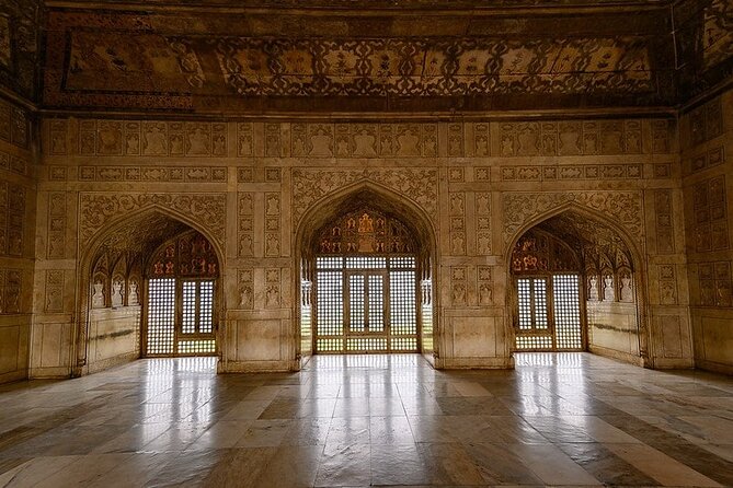 Taj Mahal Sunrise Tour From Delhi With Fort,Baby Taj & Breakfast