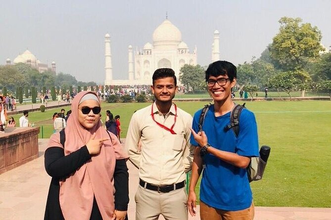 Taj Mahal Tour From Delhi by Car – All Inclusive