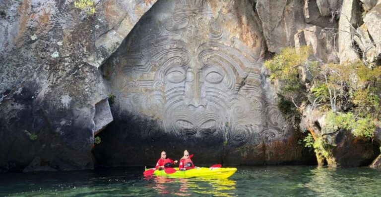 Taupo: Maori Rock Carvings Kayaking Tour