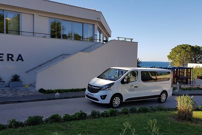 Taxi Transfer (Private) From Split (Hotels & Port) to Split Airport
