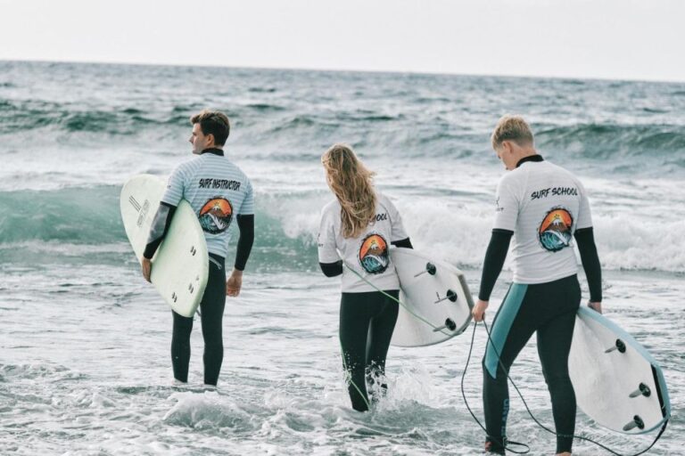 Tenerife: Surfboard and Surf Equipment Rental