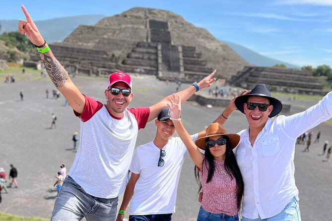 Teotihuacan Pyramids, Basilica of Guadalupe and Tlatelolco Tour