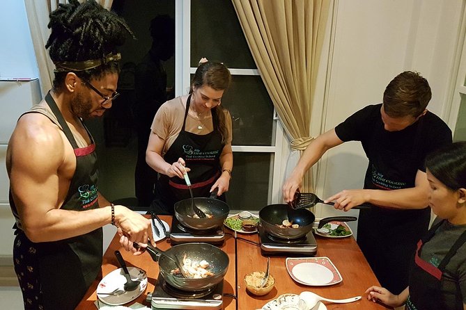 Thai Cooking Workshop and Dinner Party in Bangkok
