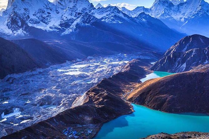 The Beauty of Gokyo Valley – 15 DAYS