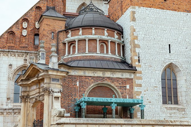 The Heart of Krakow: Old Town & Wawel Castle Private Tour