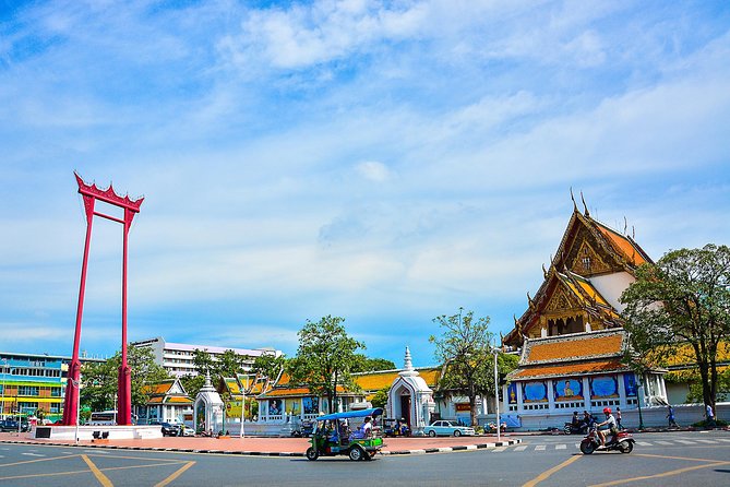 The Off-Beat Tuk-Tuk Tour of Bangkok