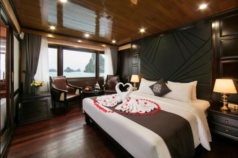 The Queen 5 Star Cruise – 2 Days Visiting Ha Long Bay