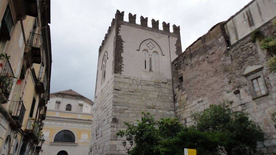 Time Travel : Royal Palace of Caserta and Gladiators