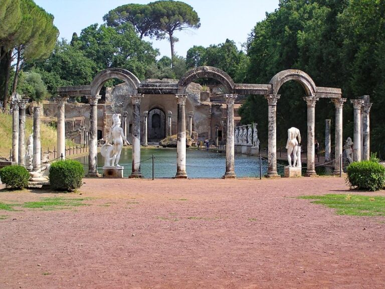 Tivoli Gardens Tour: Hadrians and DEste Villas