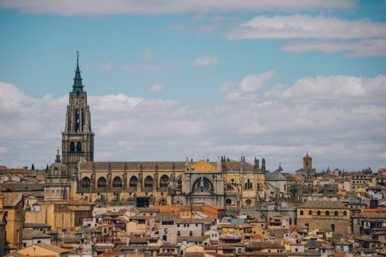 Toledo Highlights Self-Guided Scavenger Hunt & Walking Tour