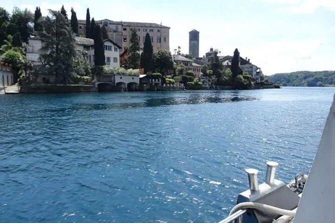 Tour and Guided Tour of the Island of San Giulio or the Island of “Silence”