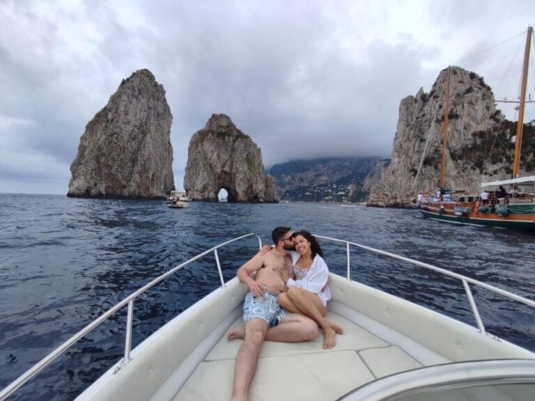 Tour Capri: Discover the Island of VIPs by Boat