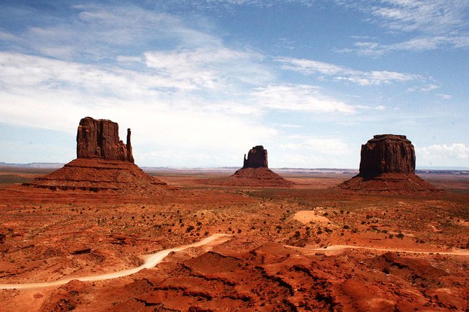 1 tour monument valley with a navajo guide 1 5hr tsngt Tour Monument Valley With a Navajo Guide (1.5hr Tsngt)