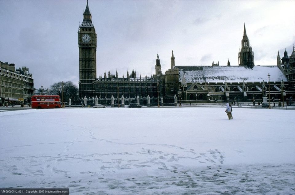 Tour of London and Christmas Day Lunch Cruise