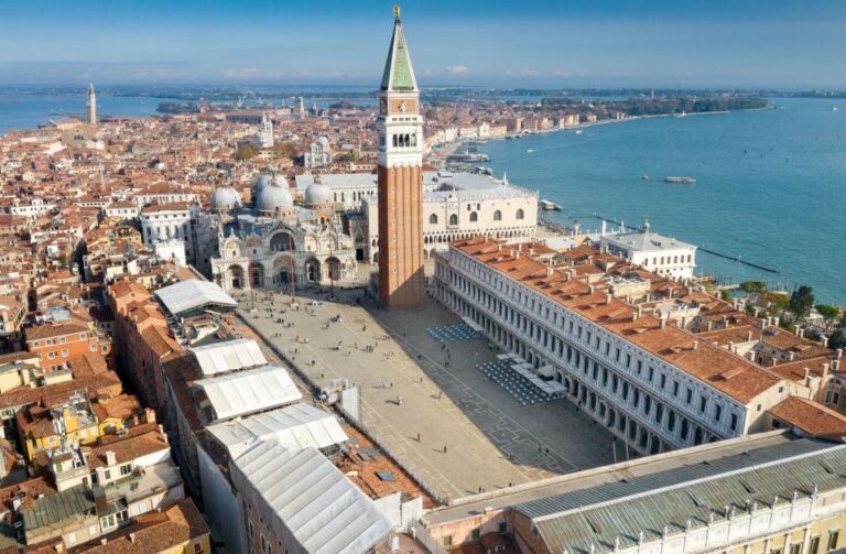 Transfer Between Florence and Venice With Sightseeing Stops