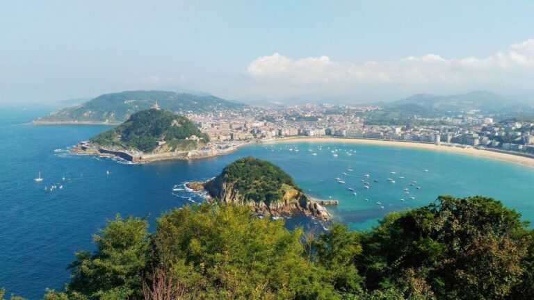 Ultimate Pintxos & Wine Adventure in San Sebastian (Evening)