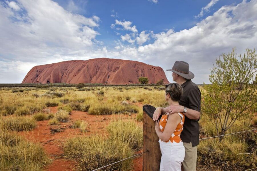 Uluru Kings Canyon West MacDonnell Ranges 4 Day 4WD Tour