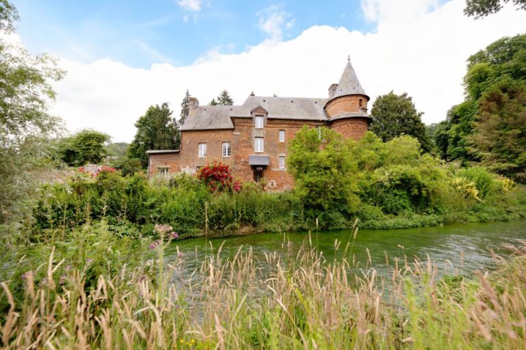 Unique Visit of the Sweeping House in Normandy