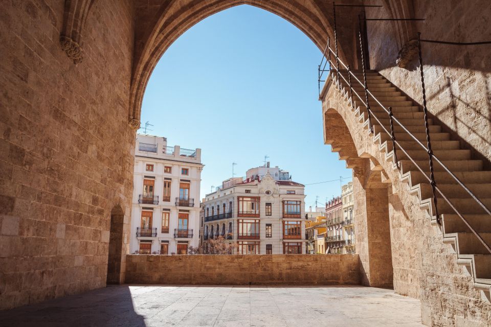 Valencia: Private Exclusive History Tour With a Local Expert - Experience