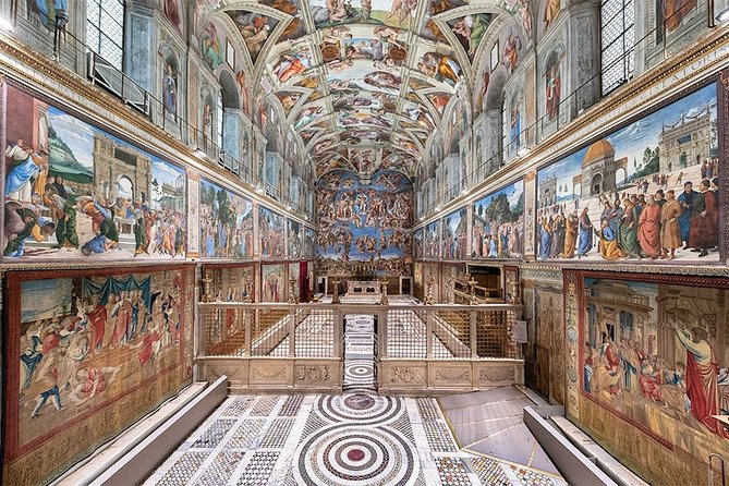 Vatican Tour: Museums, Raphael Rooms & Sistine Chapel