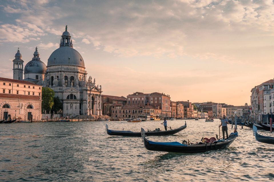 1 venice 1 hour private gondola ride Venice: 1-Hour Private Gondola Ride