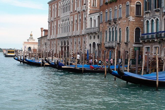 Venice Walking Tour and Gondola Ride