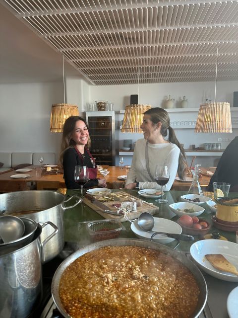 Vermut and Paella Cooking Class & Private Lunch - Experience Highlights