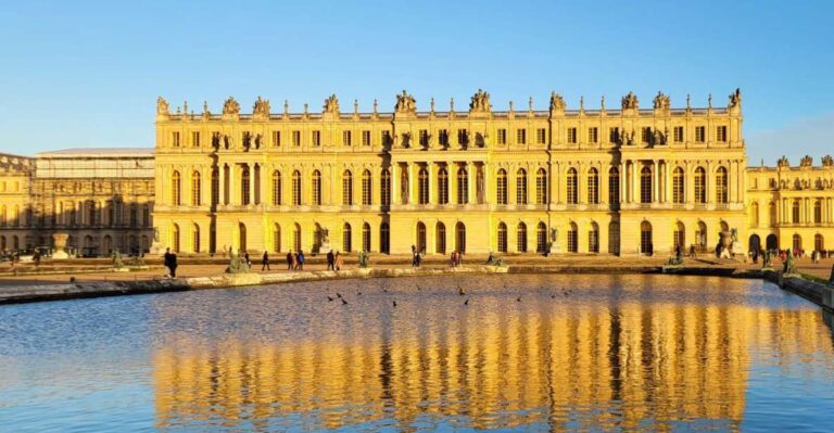 Versailles Palace & Marie-Antoinette’s Estate Private Tour