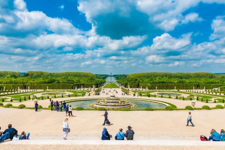 Versailles: Skip-The-Line Day Tour & Transfer From Paris