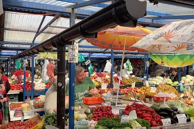 Walking Guided Tour With Street Food in Krakow