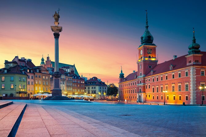 Warsaw Scavenger Hunt and Best Landmarks Self-Guided Tour