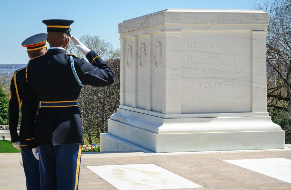 Washington, DC: Arlington Cemetery & Memorials Tour - Key Points