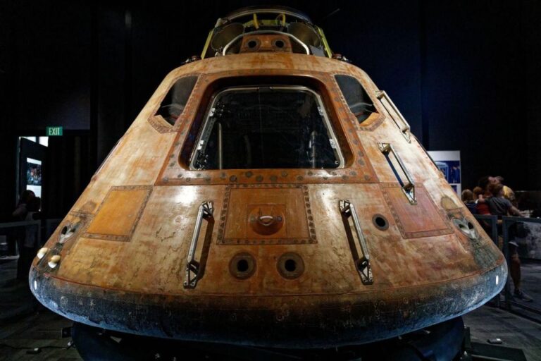 Washington, DC: National Air and Space Museum Audio Tour