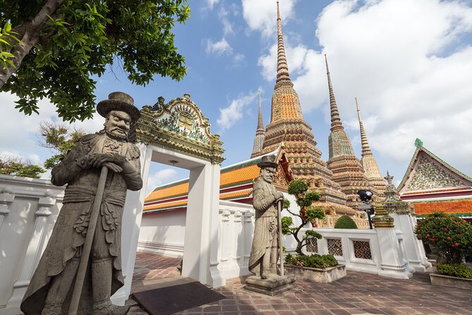 Wat Pho the Reclining Buddha Ticket With Transfer in Bangkok