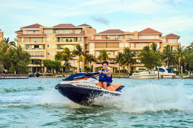 Waverunners Rentals in Cancun