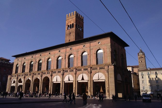 Welcome to Bologna! Private Walking Tour