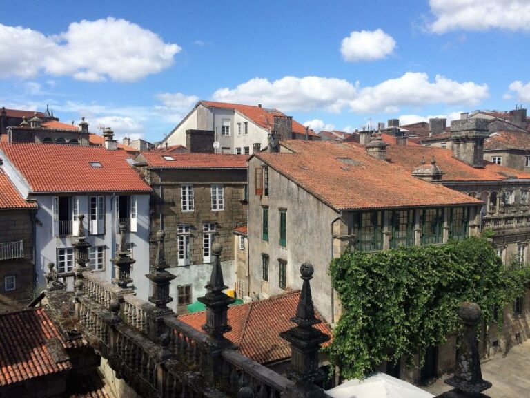 Welcome to Santiago De Compostela: Private Tour With a Local