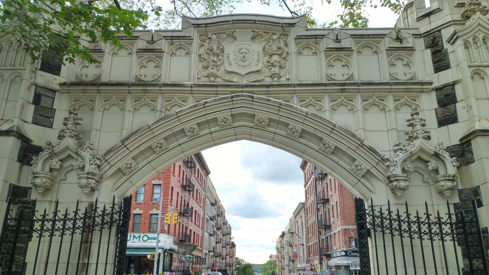 West Harlem: Gospel Church Service and Sunday Walking Tour - Experience Highlights