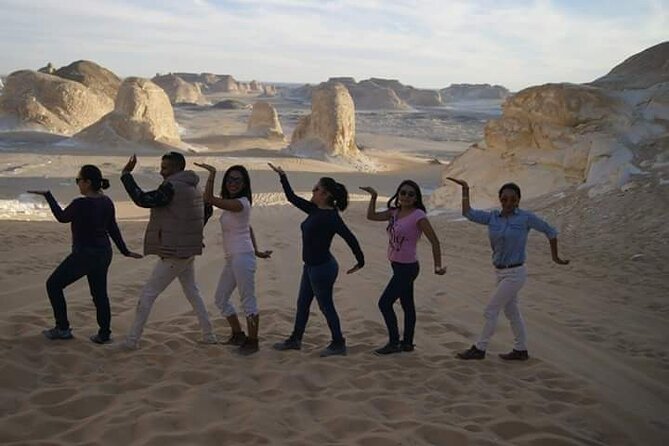 White and Black Desert (Bahariya Oasis) Private Overnight Tour  – Cairo