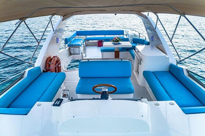 Yacht Rental in Dubai Majesty 63ft