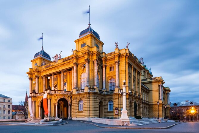 Zagreb: City Highlights Tour With Pony Bicycles