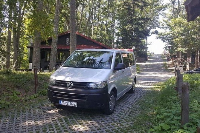 Zagreb Transfer to Split by Van With Possibility to Stop on Plitvice Lakes