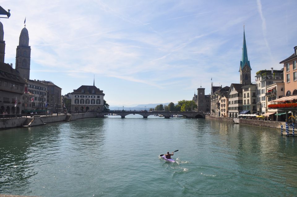 Zurich: Express Walk With a Local in 60 Minutes - Experience Highlights